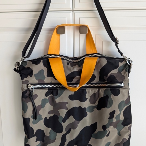 ShortyLOVE Wonder Large Green Camo Bag - Picture 3 of 4